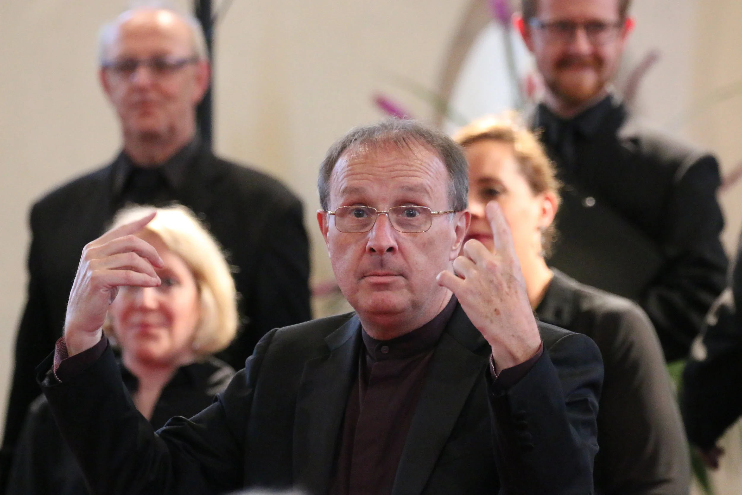 Nicholas Cleobury conducting the BBC Singers at JAM on the Marsh 2016