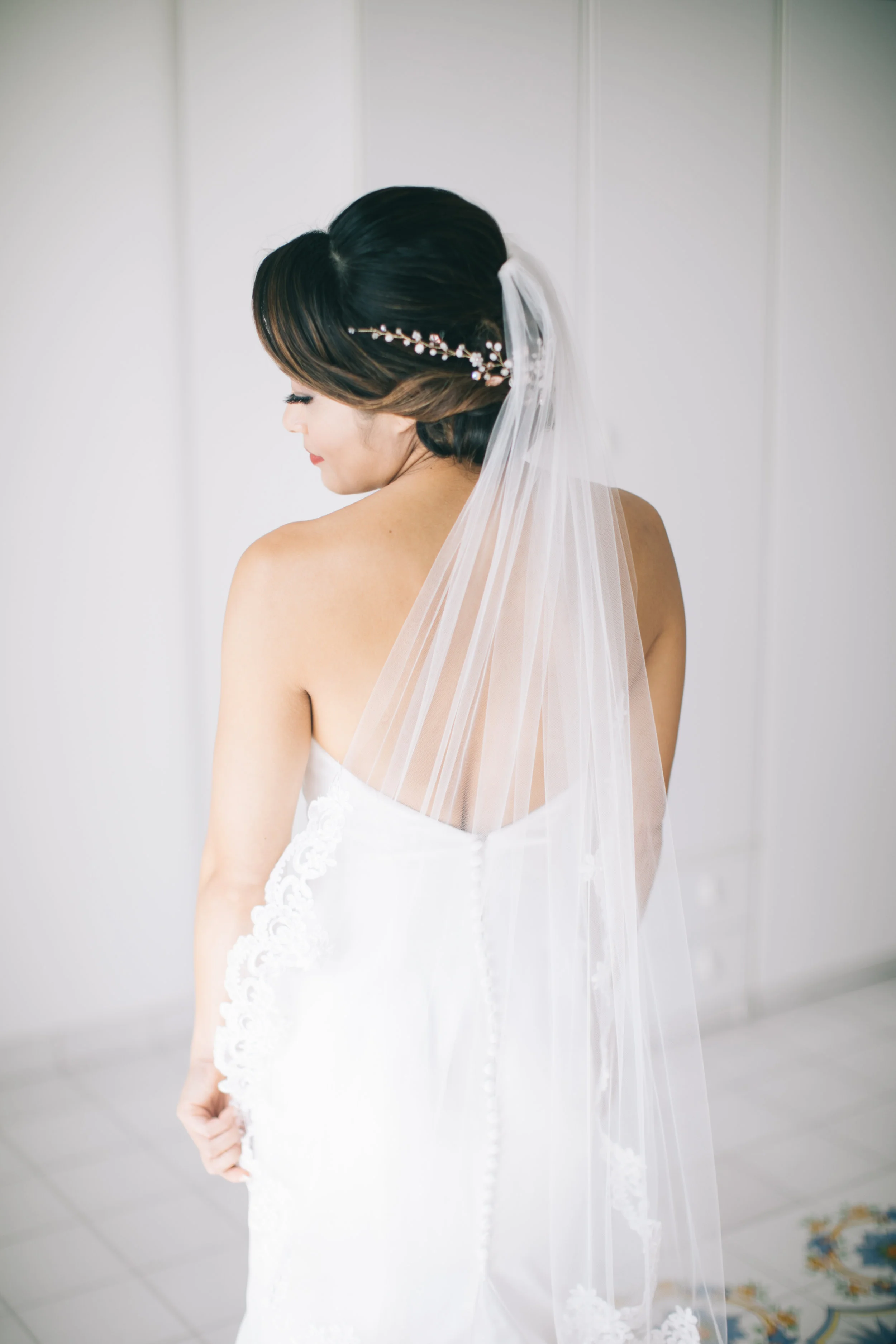 05BrideGettingReady_KeJe_085.jpg