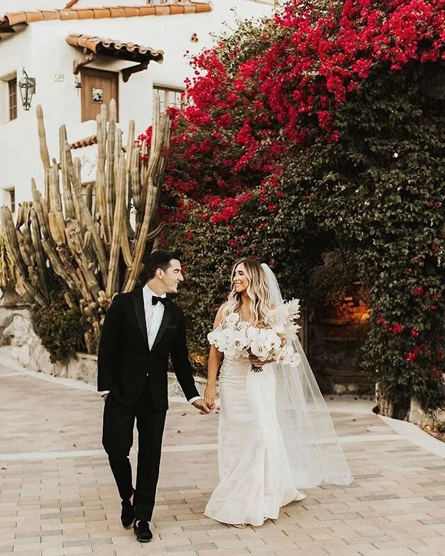 We hope everyone is enjoying their holidays! Whose ready for a month full of trunk shows at KJ? Starting with @nettabenshabu.official at #KJLA and @liancarlodesign at #KJWC! #kjbride
