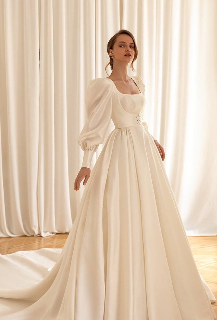 MARY BOLERO