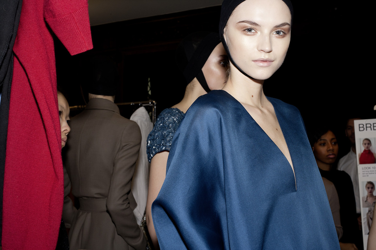 Flash Back Friday: Victoria Beckham Fall 2011