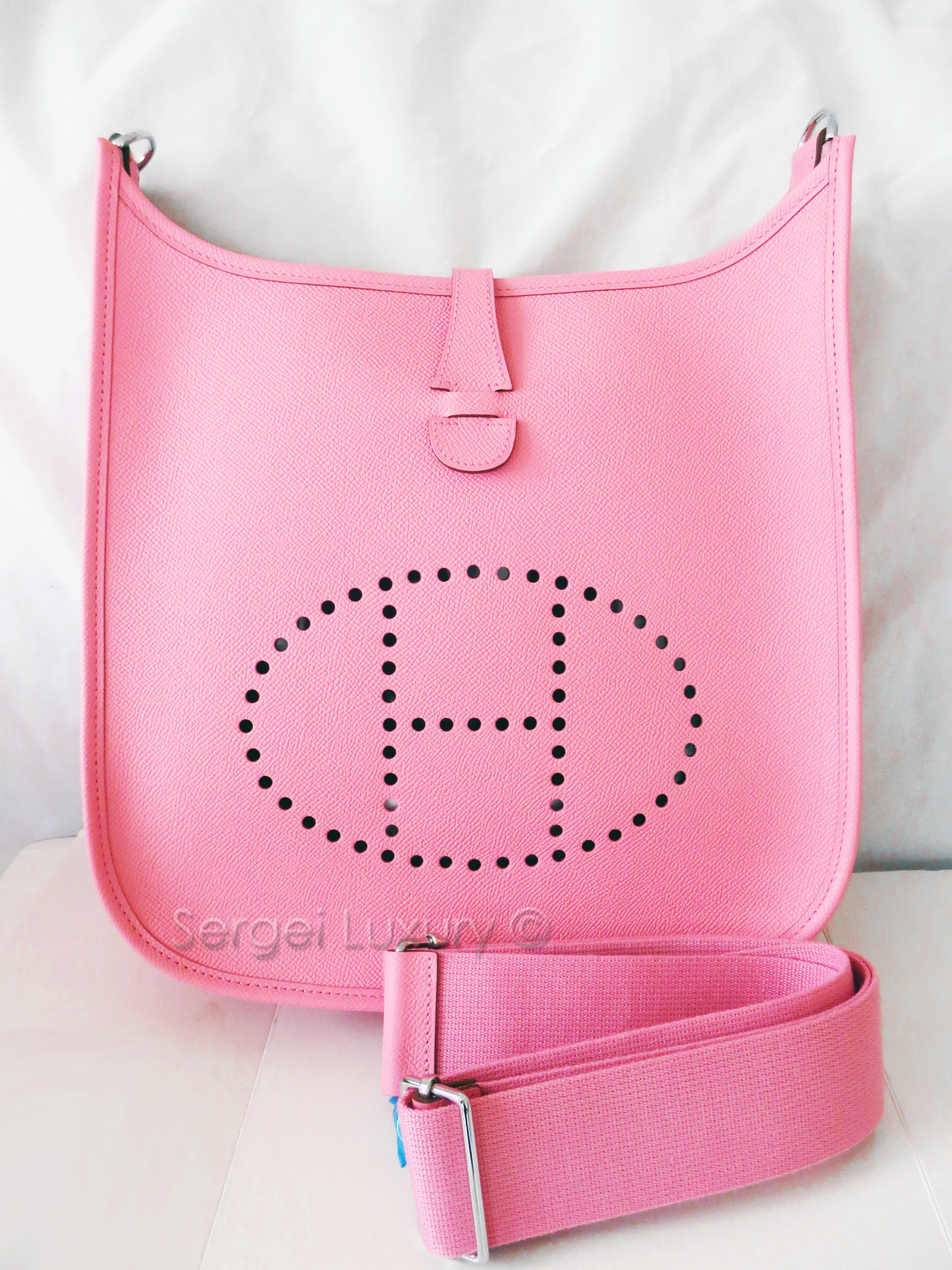 hermes bag h logo