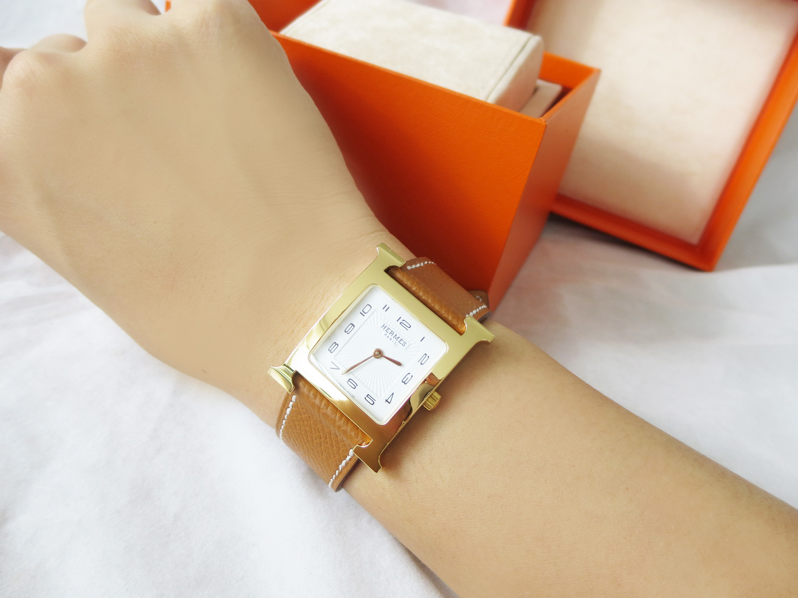 hermes watch size