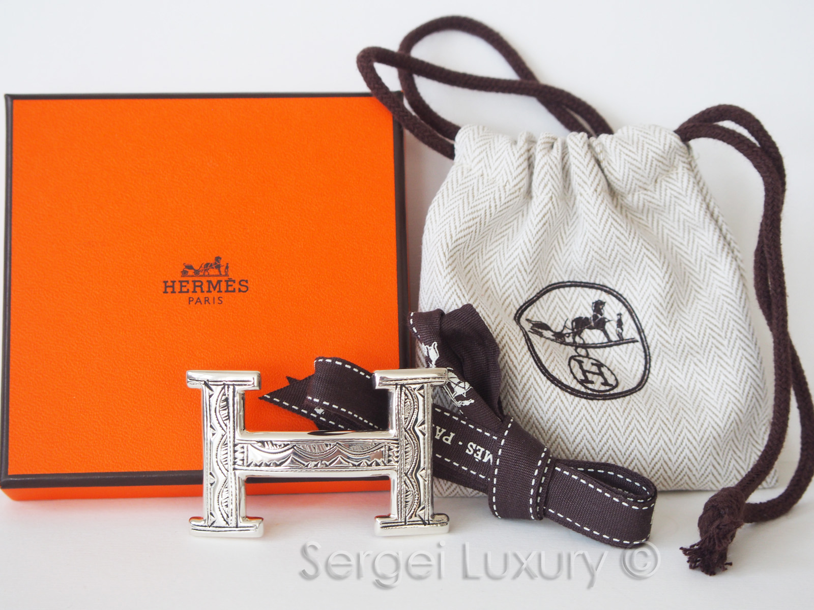 hermes belt buckles