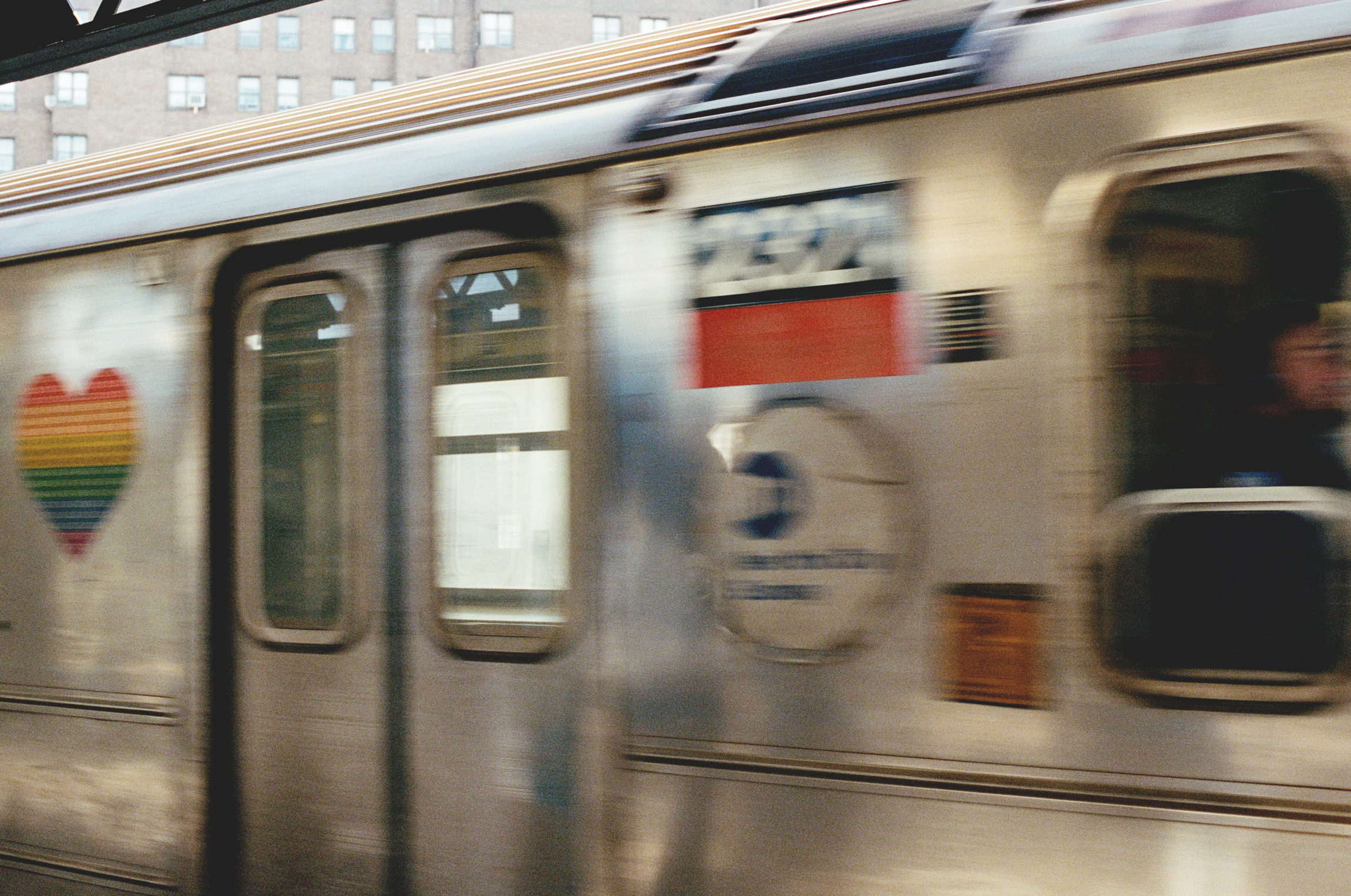 Train-on-the-move.png