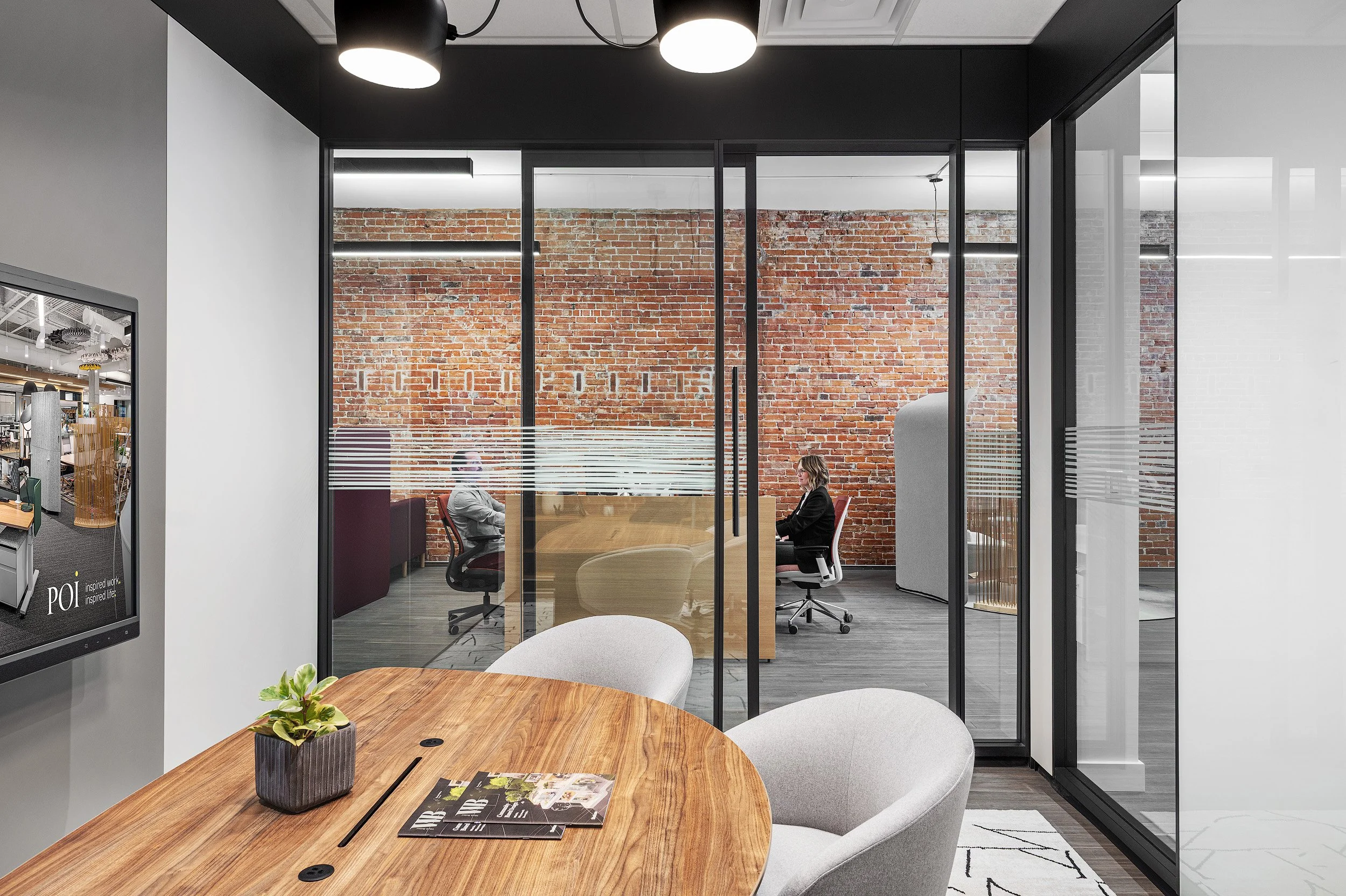 POI Business Interiors