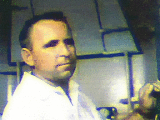 tumblr_n4iszsMJuK1tyxb0do1_1280.gif