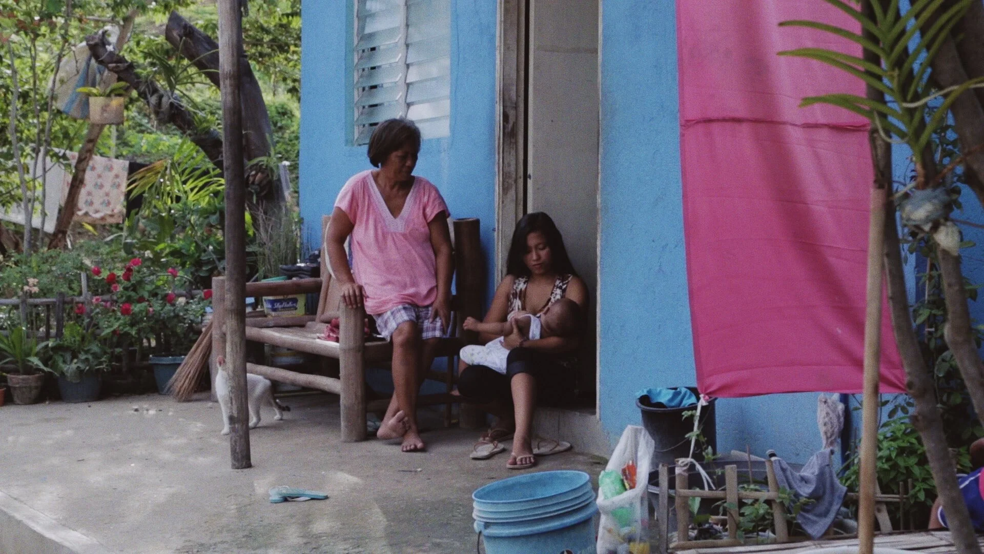 PHIL_DOCU_2017_02.00_11_53_10.Still030.jpg