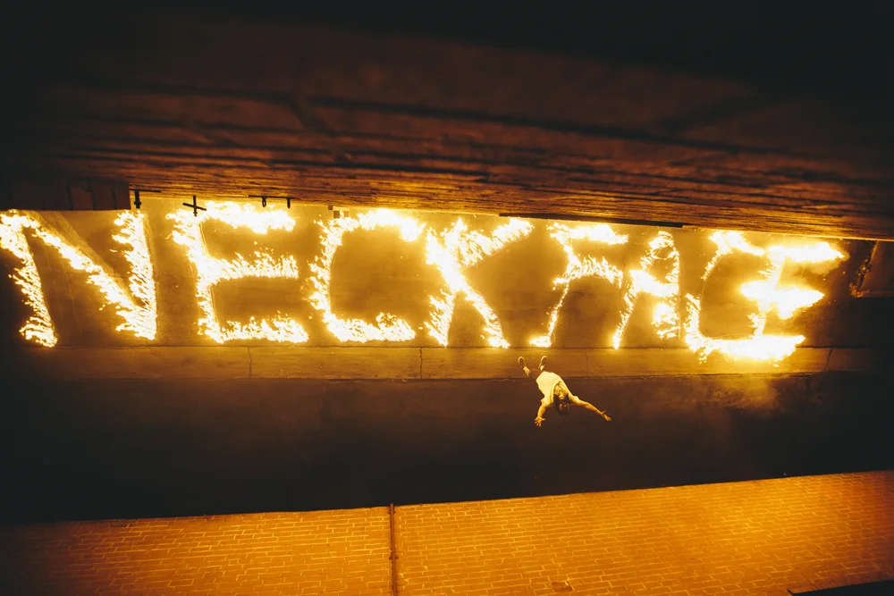16_Spring_Neckface_003.jpg