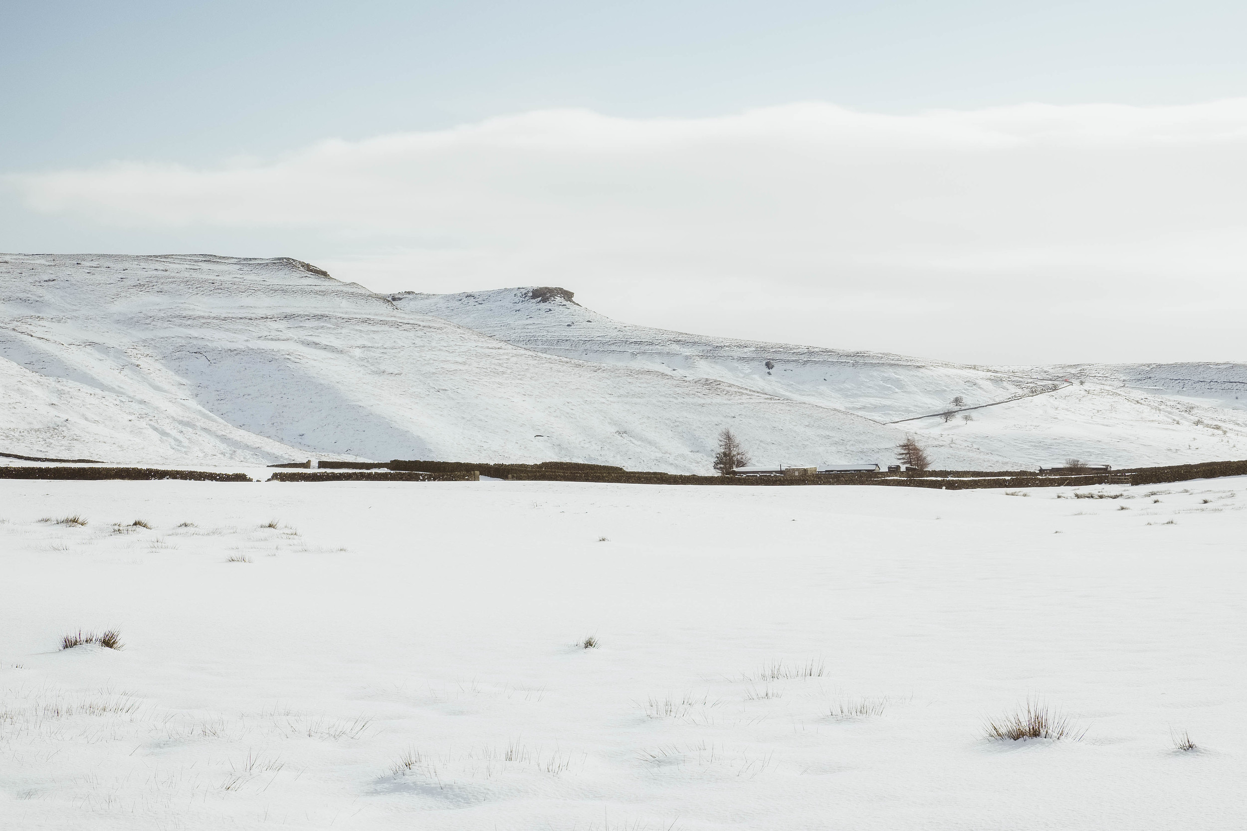 Snowy Peak District. Fujifilm X-T1 + 18-135mm @ 36.6mm. f/14. 1/150. ISO 250