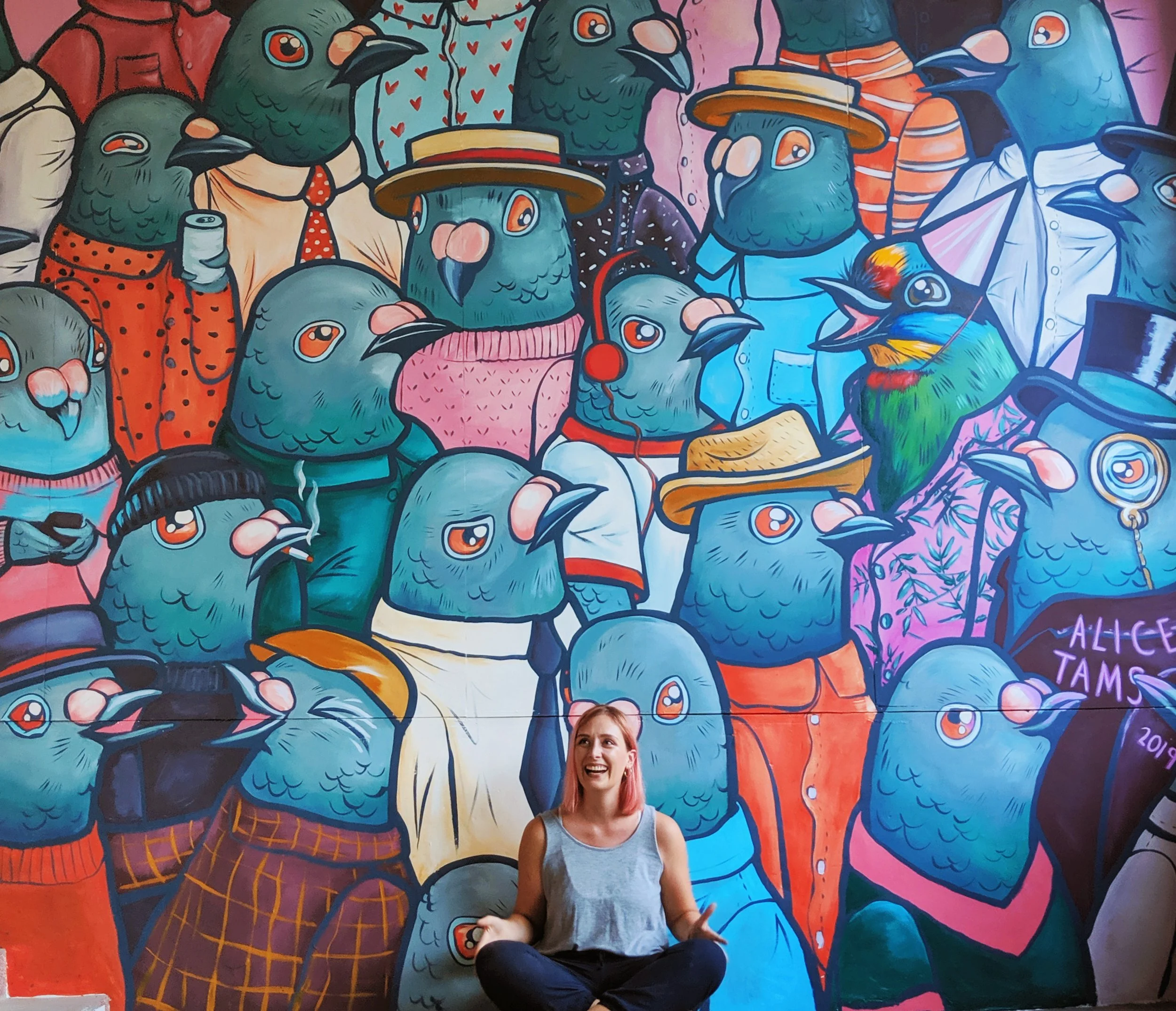 Pigeon Mural Taiwan.jpg