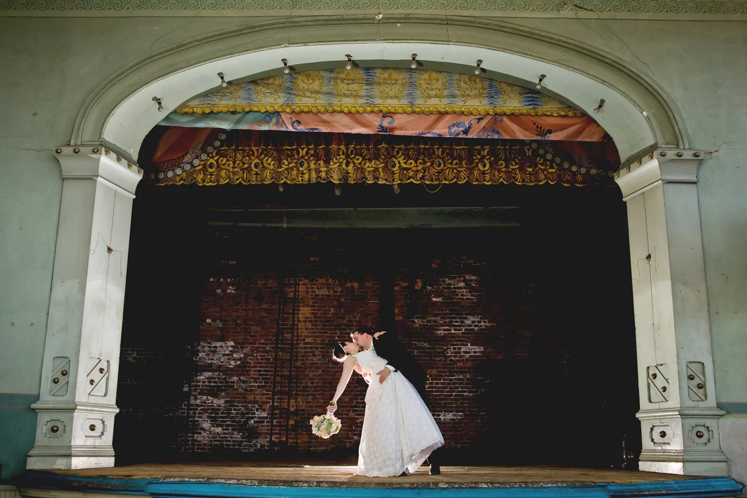 WEDDING DAY - LINDSAY & JAMES - HOWELL, MI