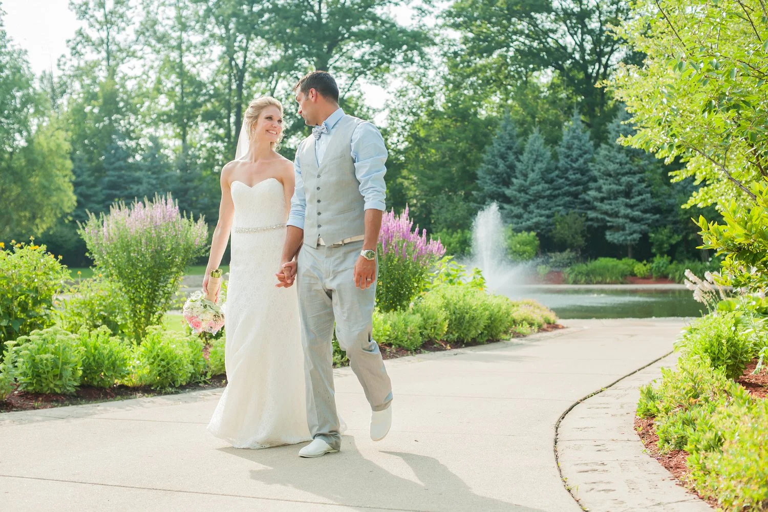 Wedding Day - Elizabeth & Gabriel - Southgate, MI