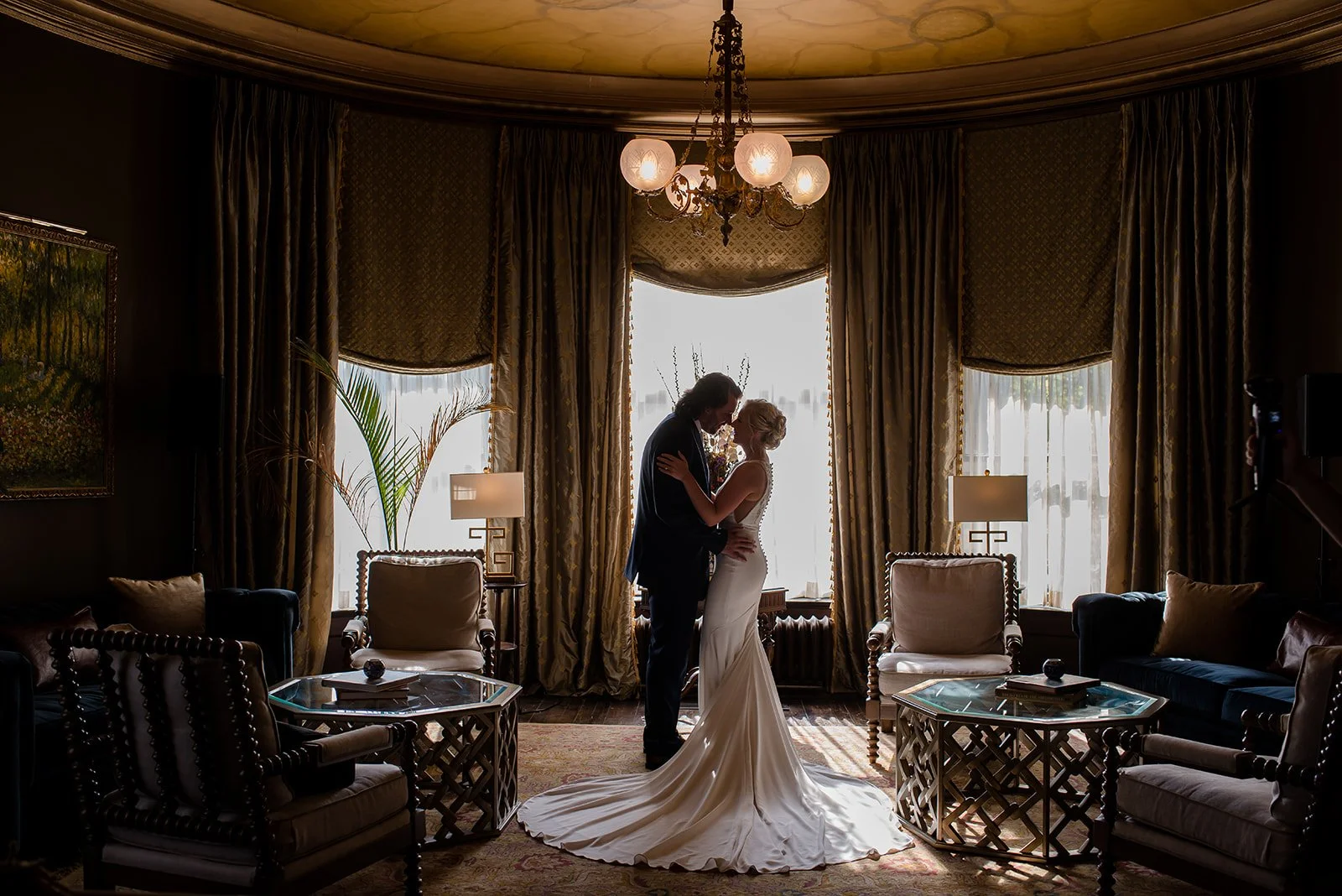 Detroit Club + Ovation Yacht Wedding Photographer