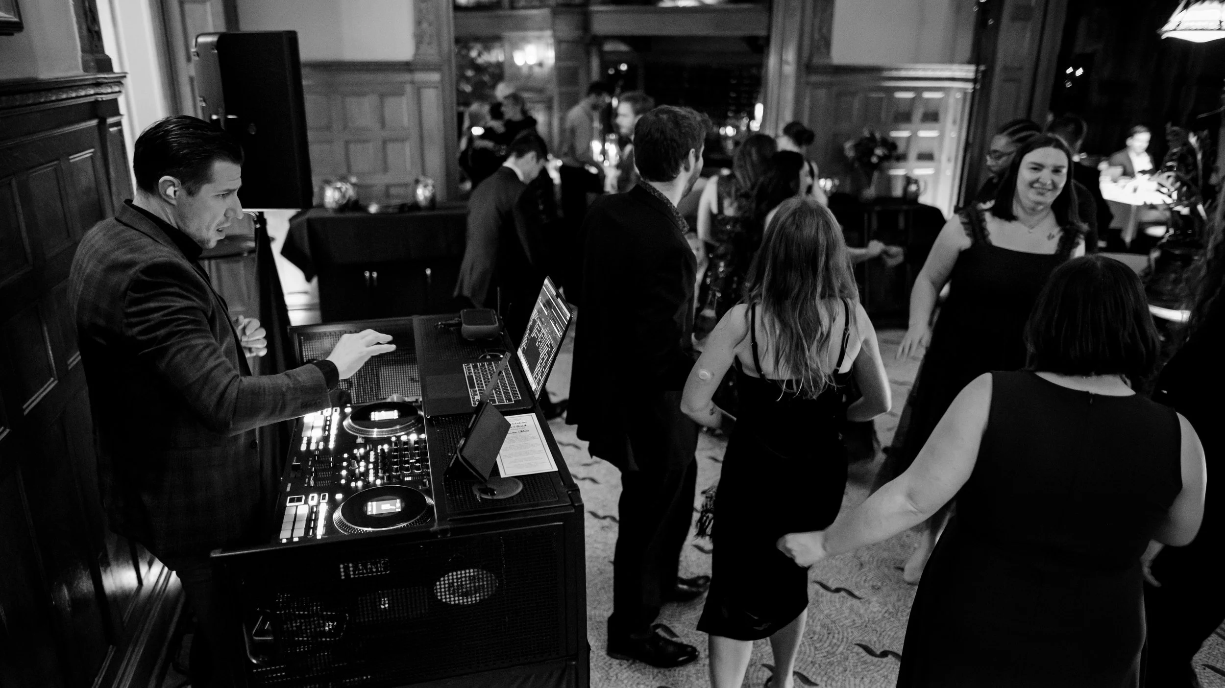 002_1906.jpg