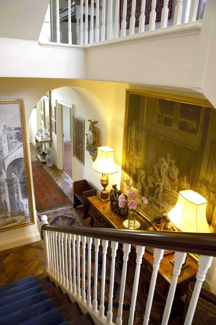 Cheritonhouse_Hallway_036.jpg