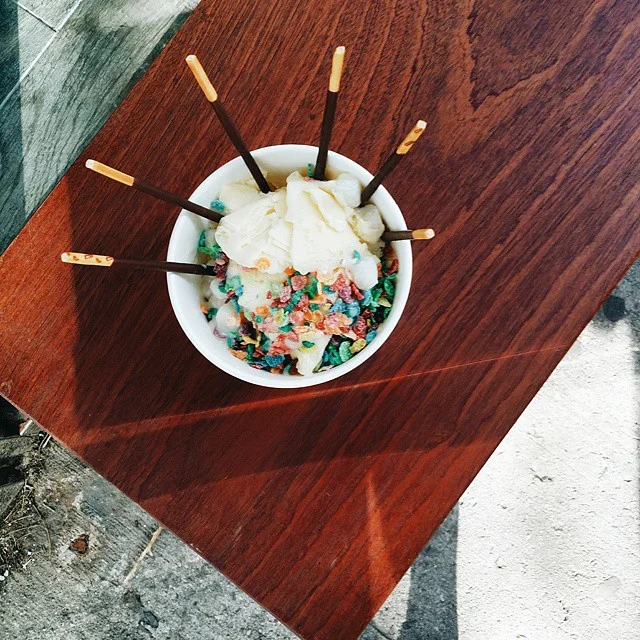{Mango shaved ice with the works.}