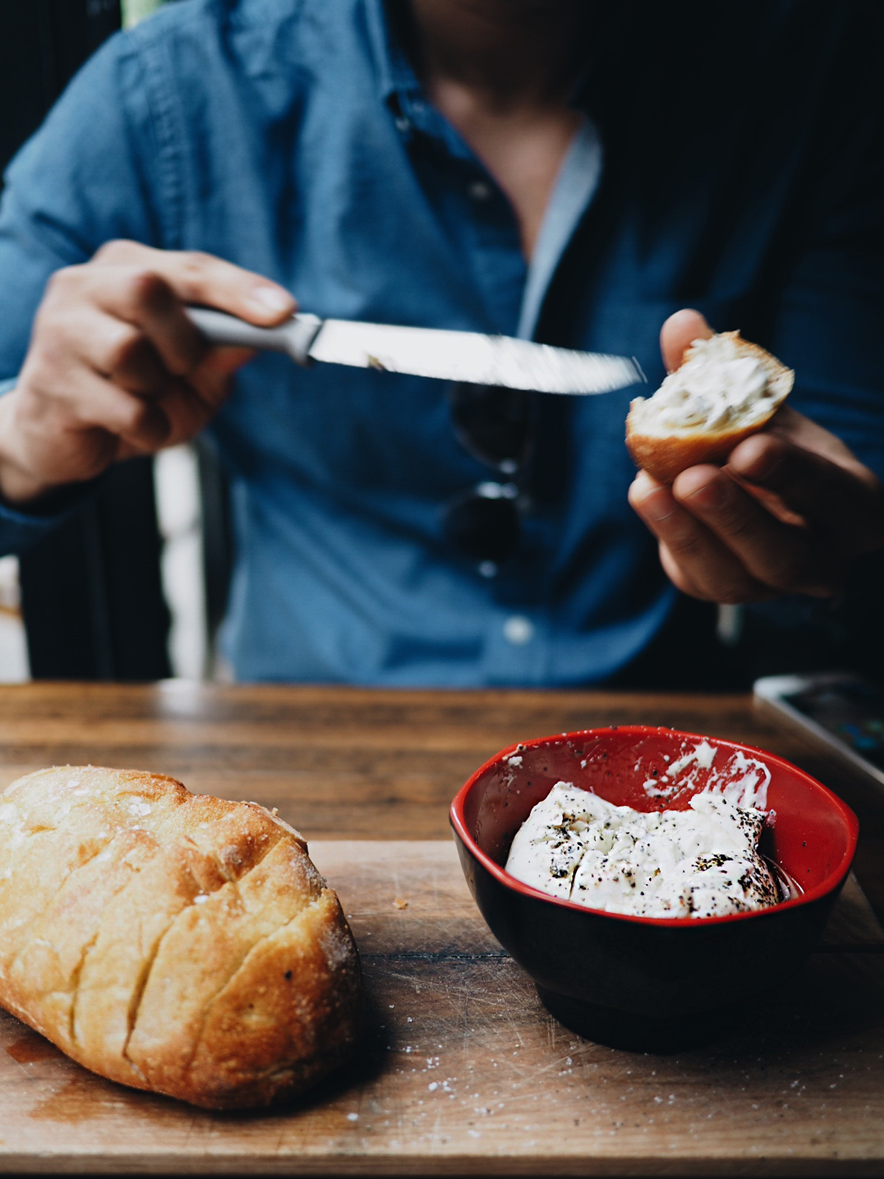 {Sung spreads burrata 1.}