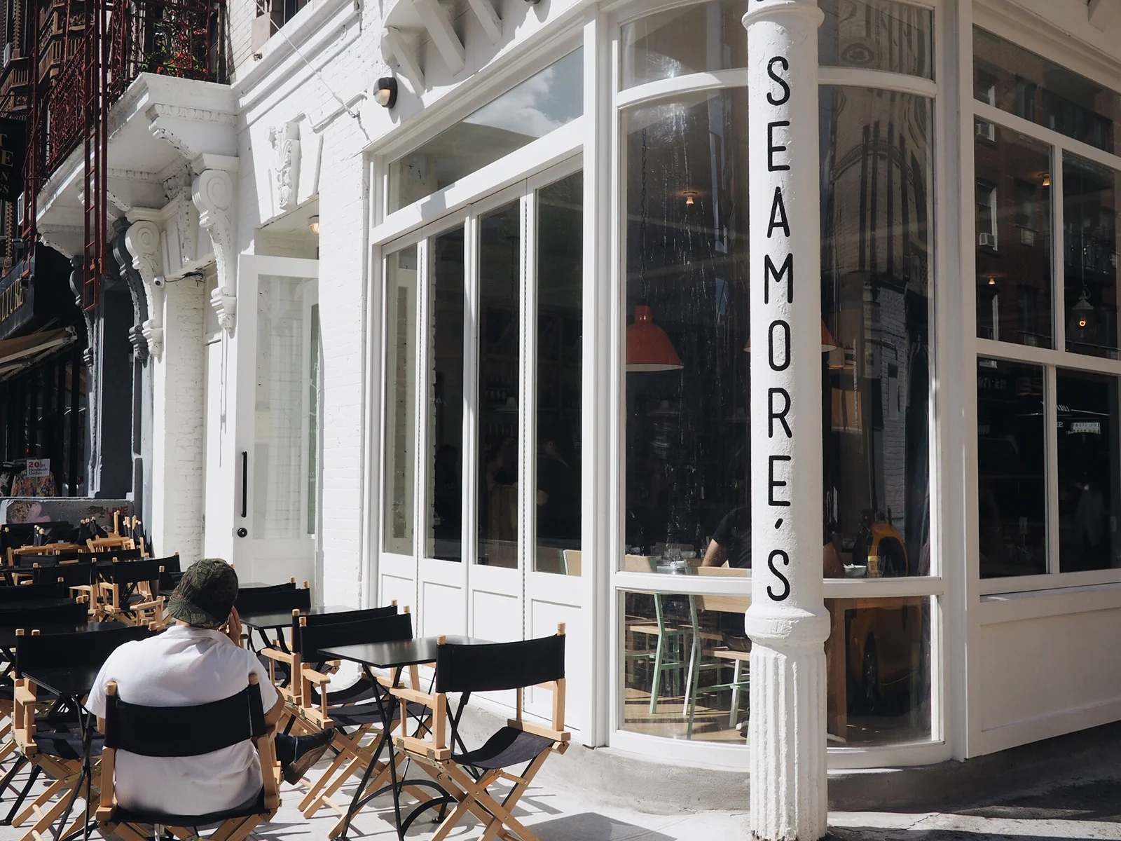 {Cute outdoor seating!}