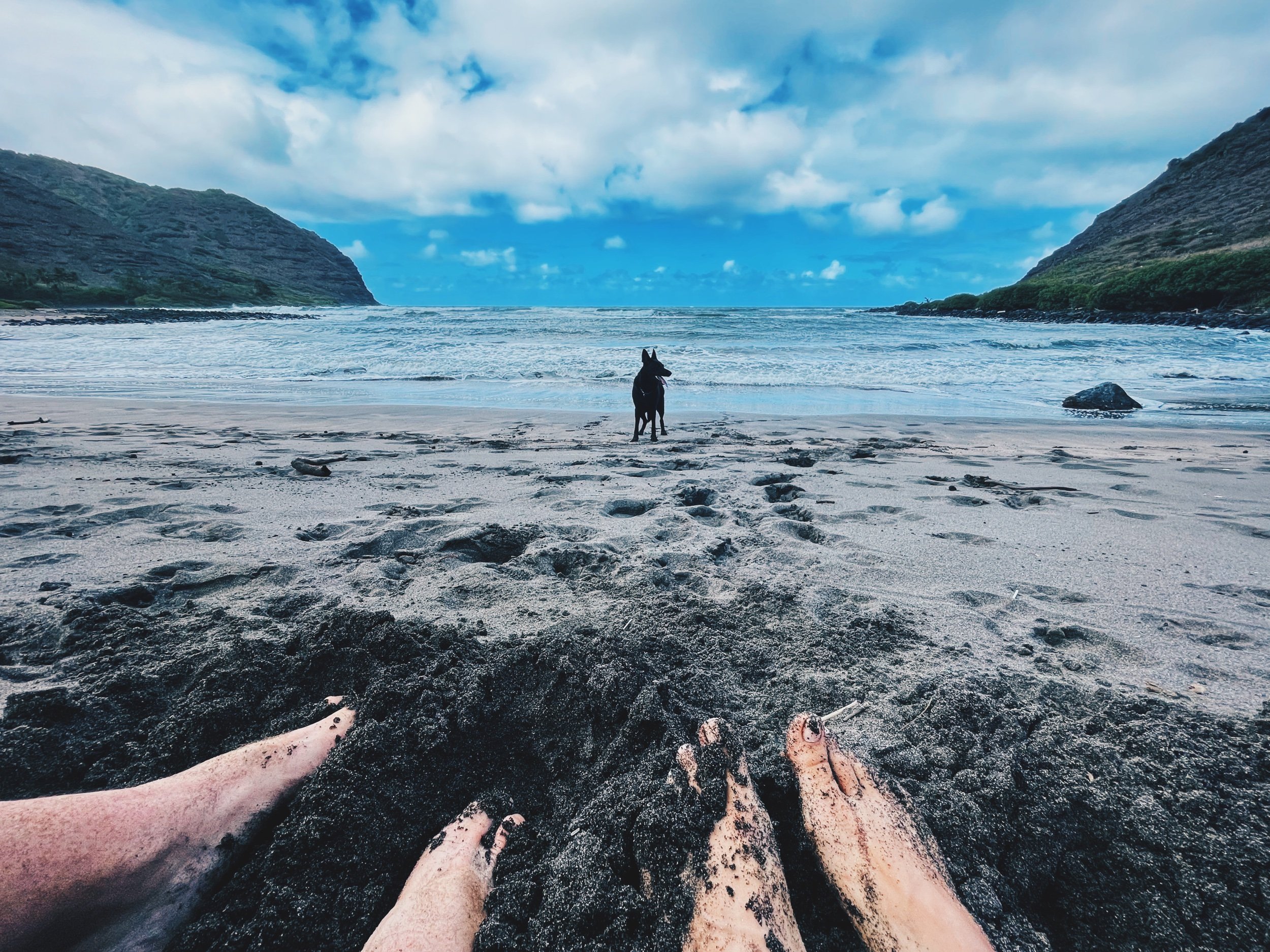 Black Sand Beach, Moloka’i, Hawai’i. // Melanie Boling, Boling Expeditionary Research, 2022