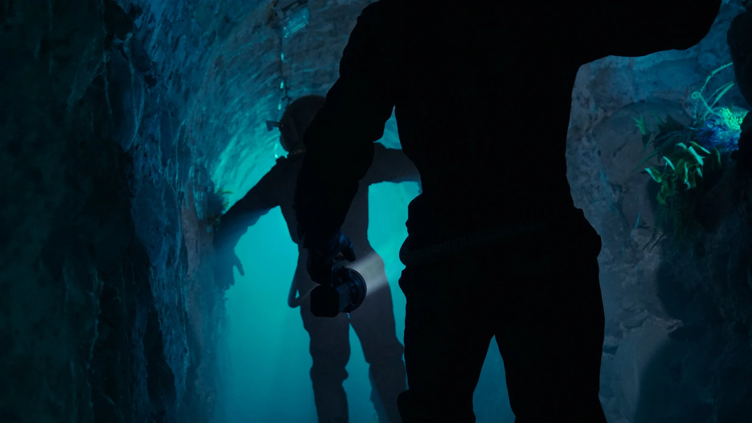 From Beyond BTS extra 3.JPG