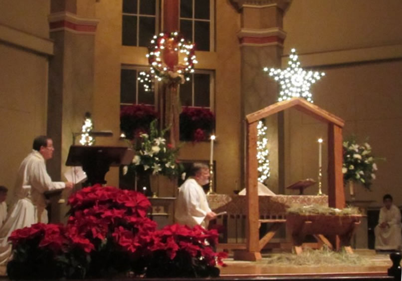 csp-priest-at-christmas.jpg