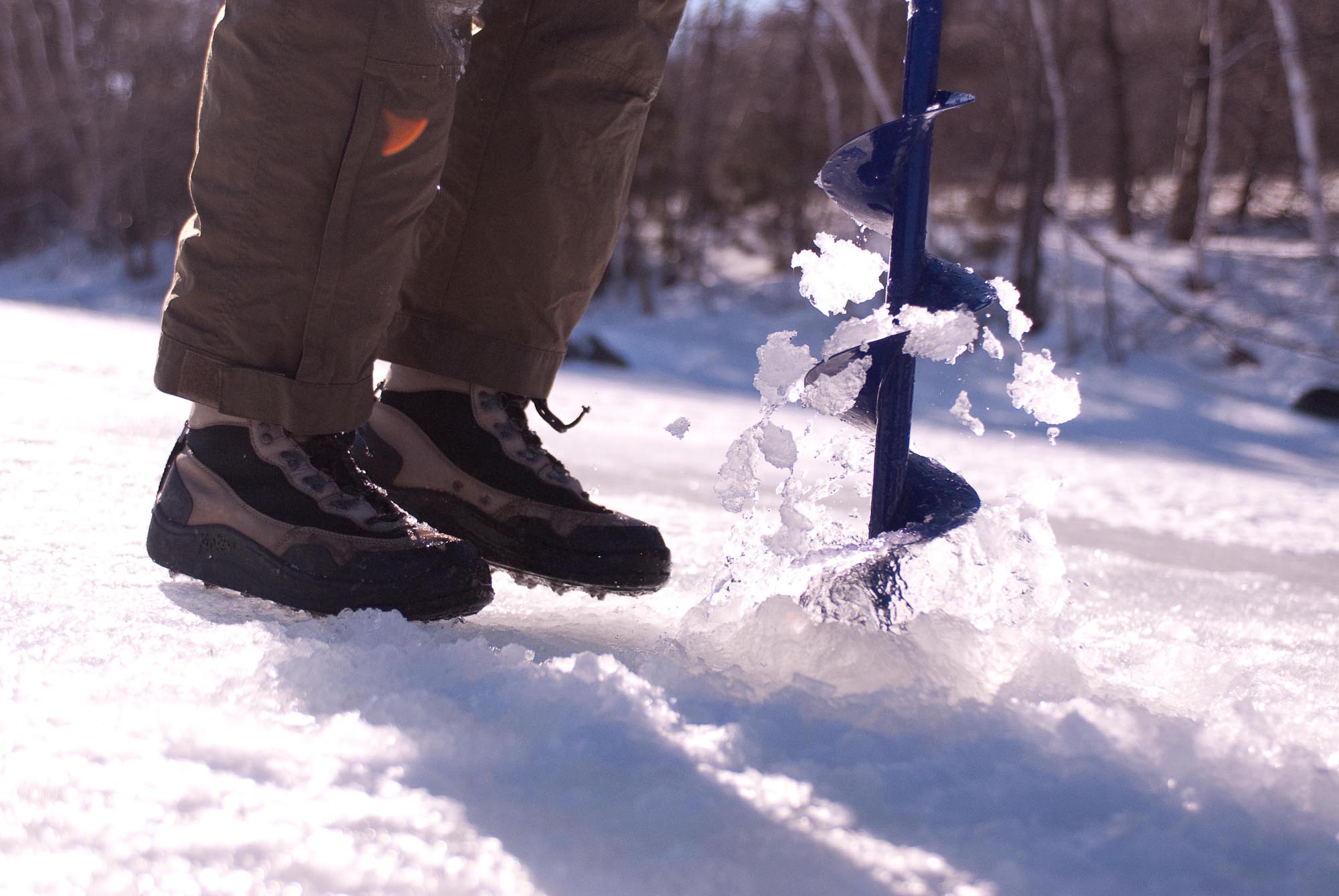 ice fishing-1.jpg