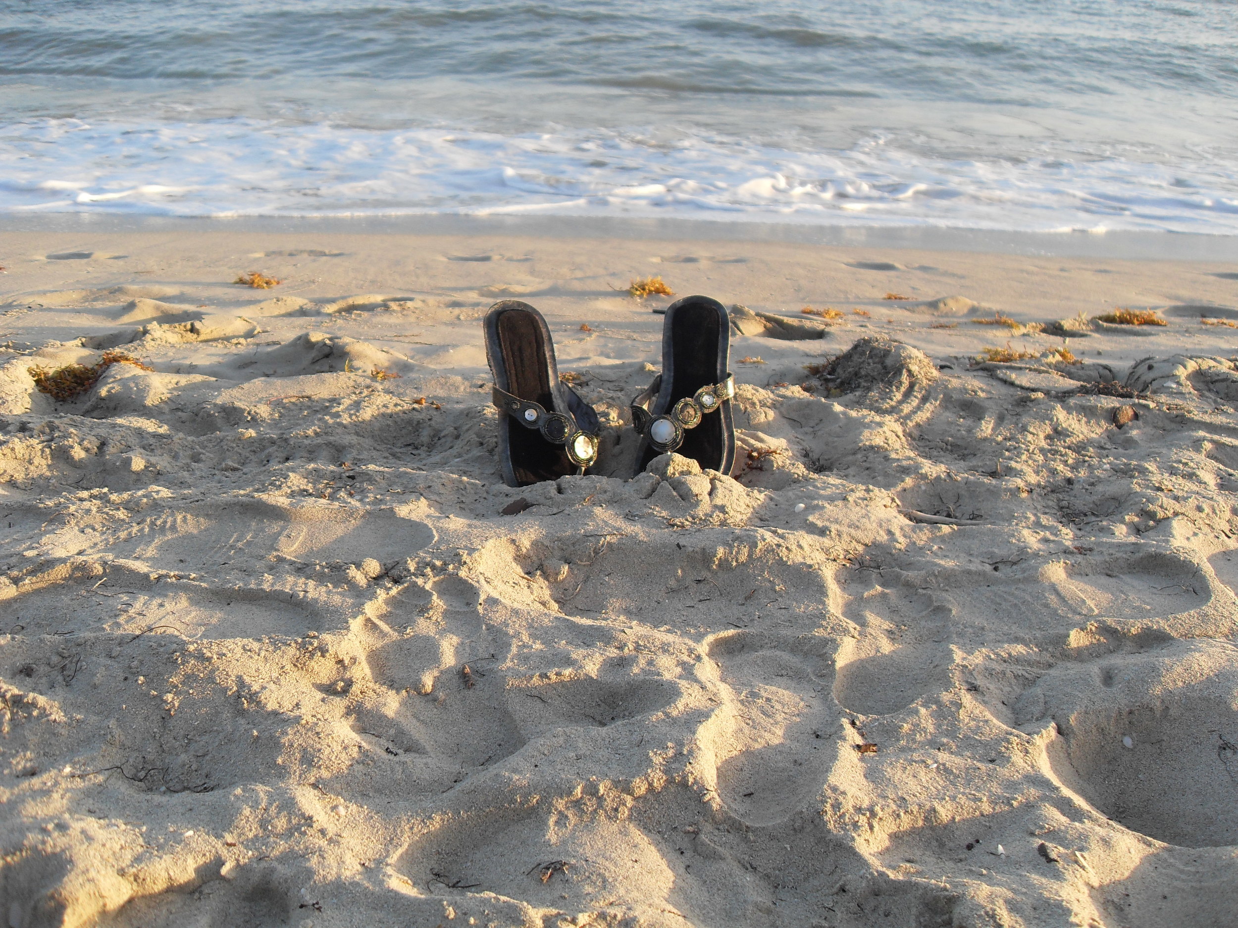 Surf's Up - SummerSox Flip Flop Socks - Capella Beach, DR