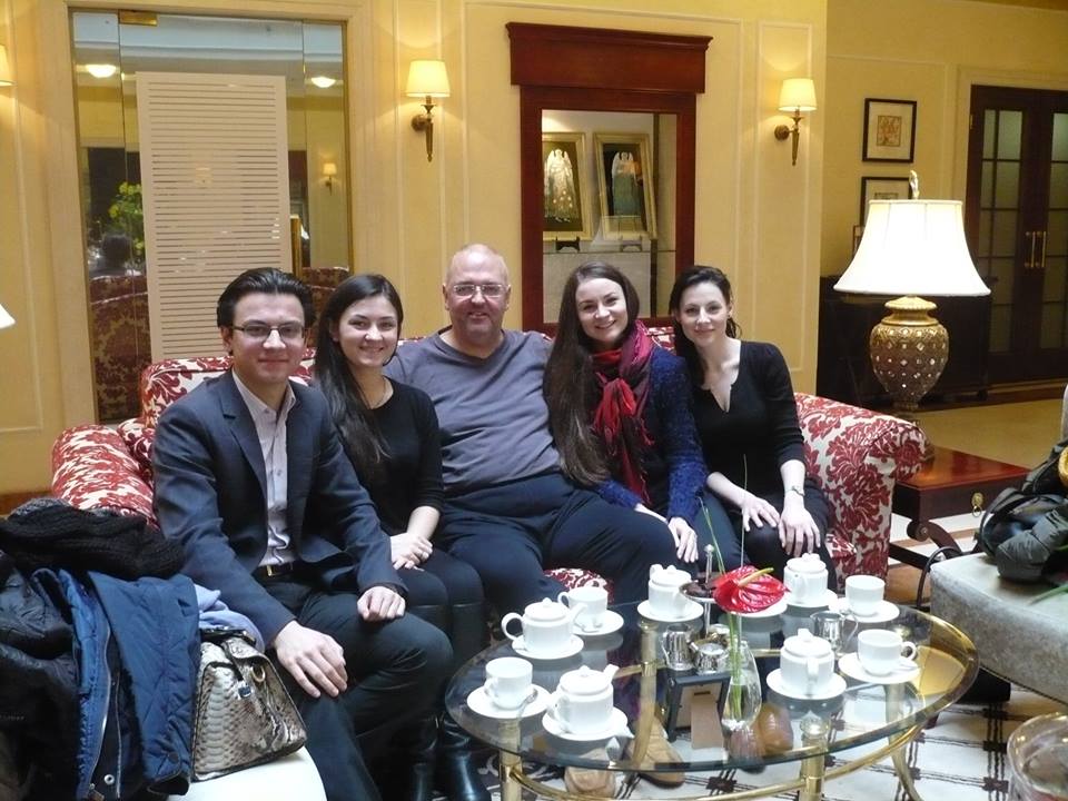 Pavlo Hunka with conservatory students who will participate in MASTERCLASSES in March.