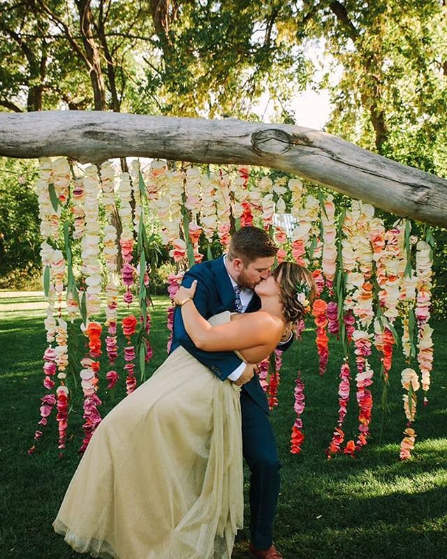 What a wonderful weekend spent doing day of coordination at @lyonsfarmette with this beautiful couple. Lauren and Josh, we love you and couldn't be happier for you both! 🍻
-
Photography by @kt_langley.