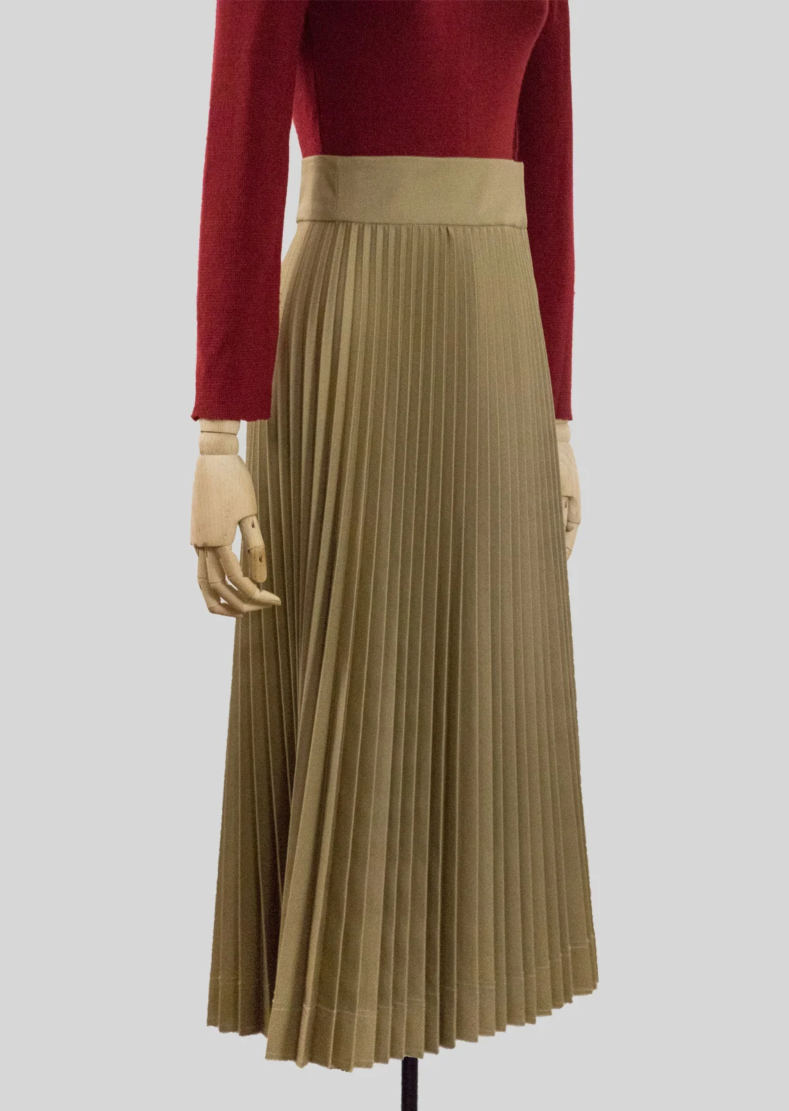 Falda-camel-side-web.jpg