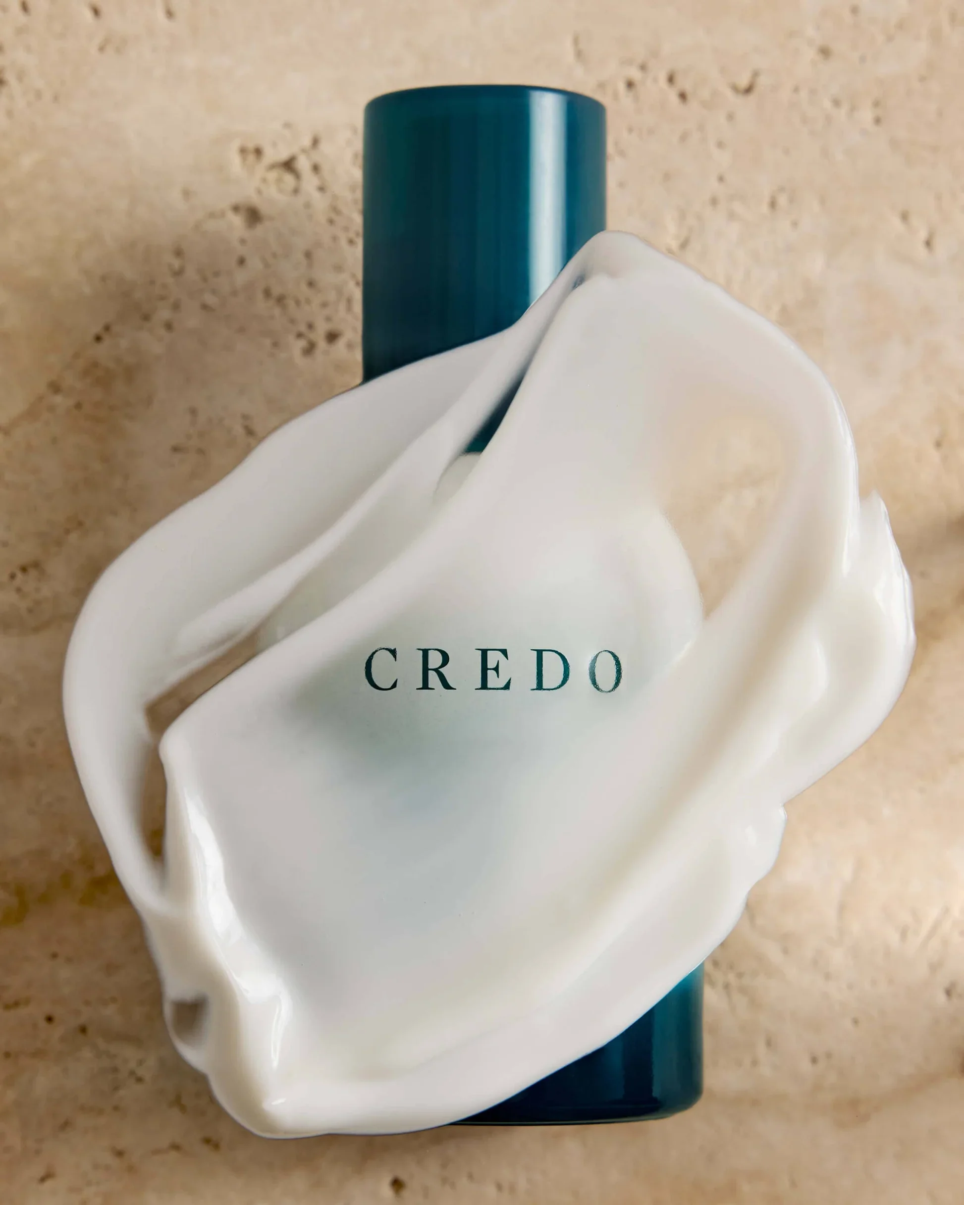 Credo_TrueTimeoutMoisturizer_04Lifestyle_01d28b9f-fb3b-4284-9ac1-ee3267349bed_1946x.webp