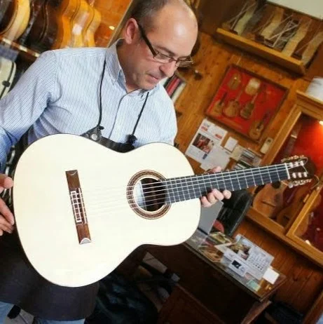 Daniel Gil de Avalle