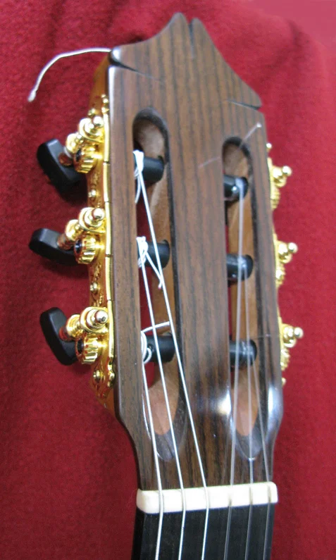 2012AGR-hd.jpg