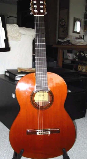 ♪♪JUAN ALVAREZ 1984ローズウッド クラシックギター ホアン・アルバレス ケース付 ♪♪004260001m♪♪ ♪♪JUAN ALVAREZ 1984ローズウッド クラシックギター ホアン