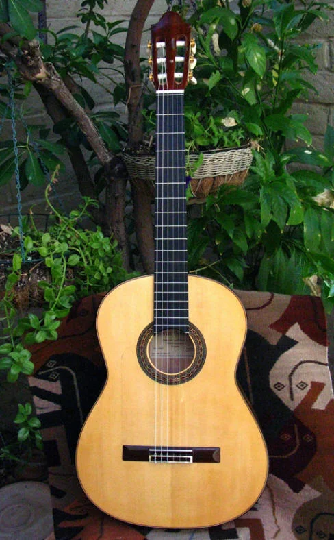 09-JesusBellidoFL-esp-ftx.jpg