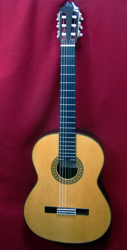2014 Manuel Adalid Mod. Viviana Classical Guitar-front