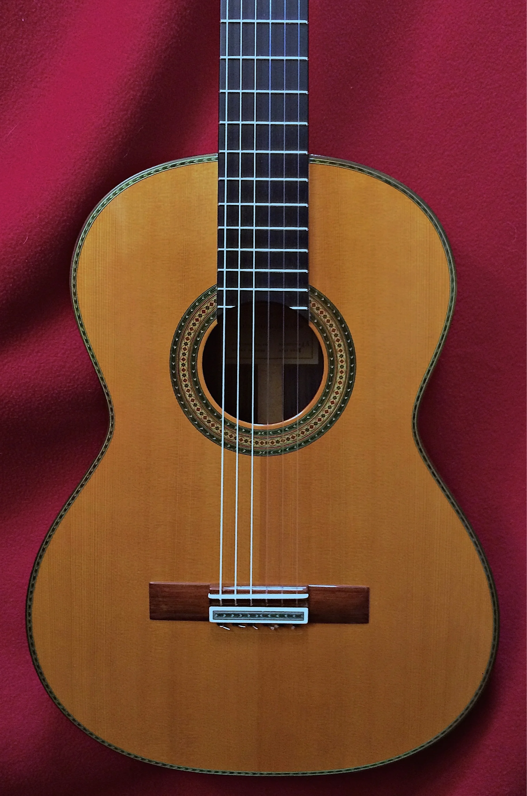 2018 Paulino Bernabe Model 15 Concert Classical Guitar, top