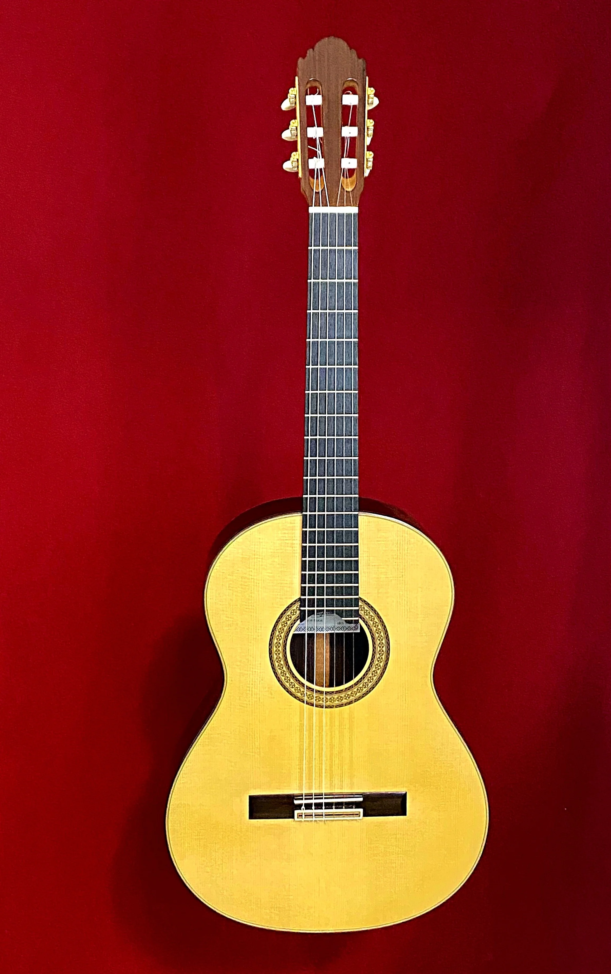 2022 Casimiro Lozano, double top, classical guitar