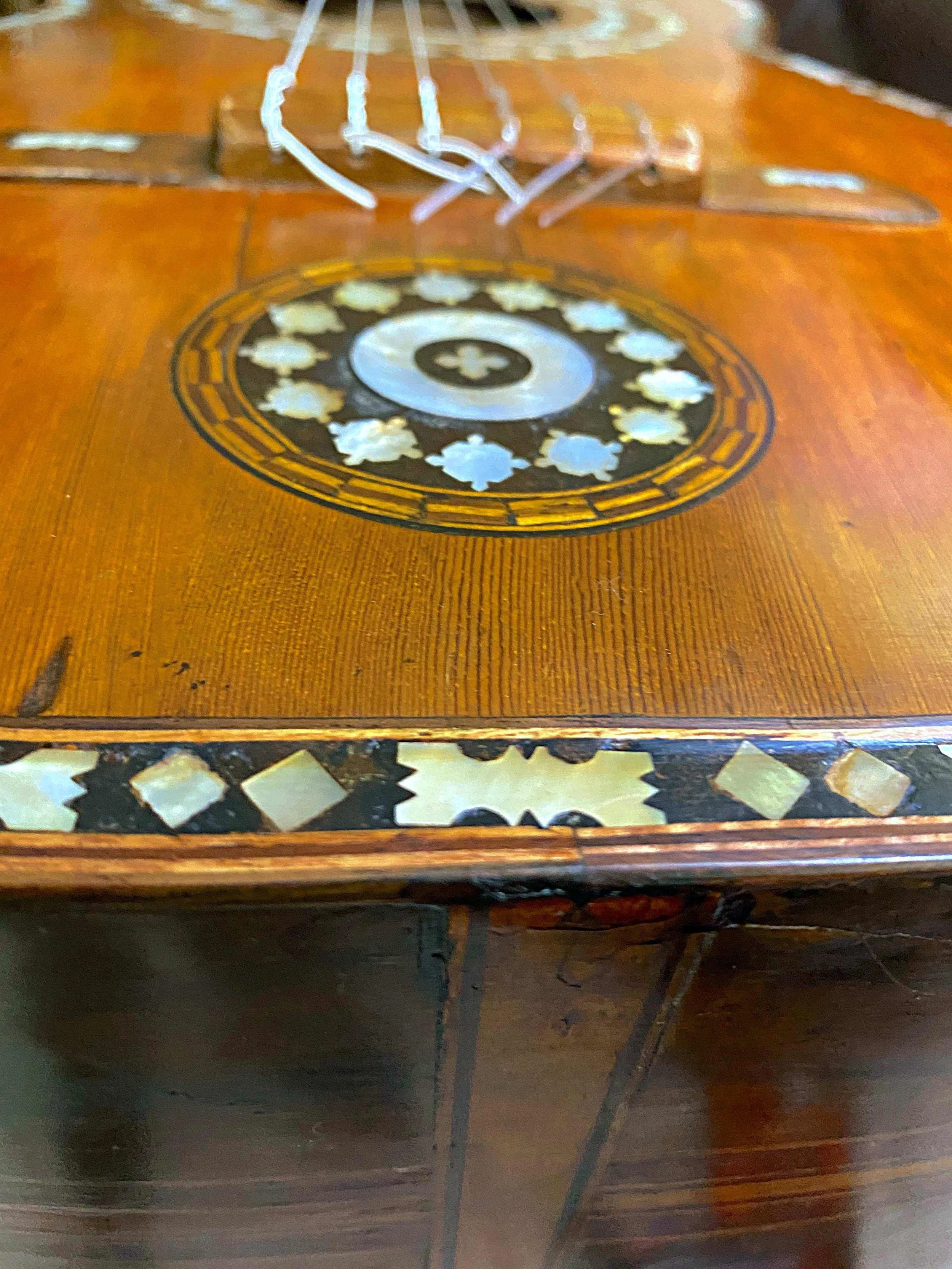 !853 Juan Perfumo Spanish Guitar