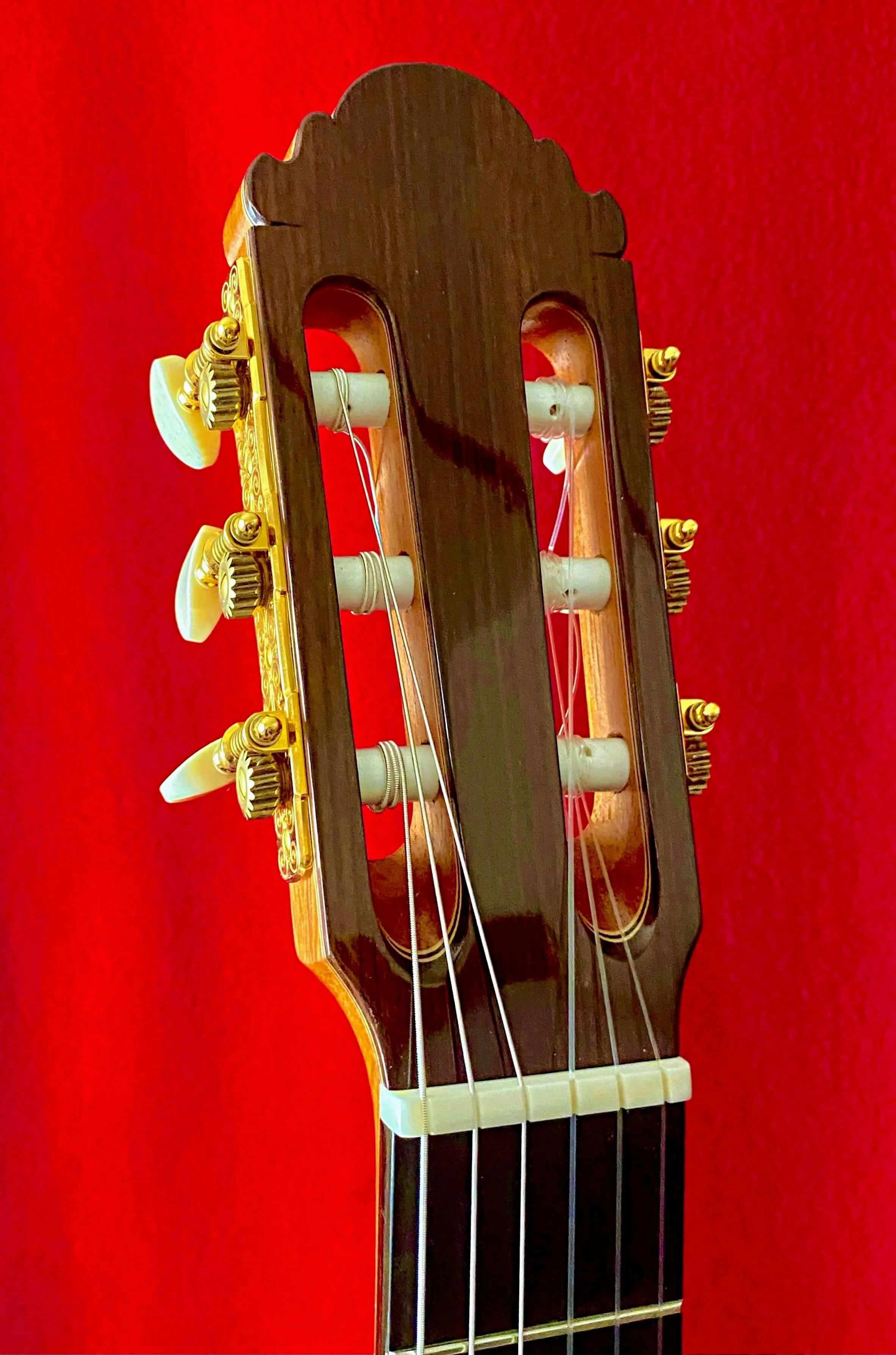 2022 Casimero Lozano, double top, concert classical guitar