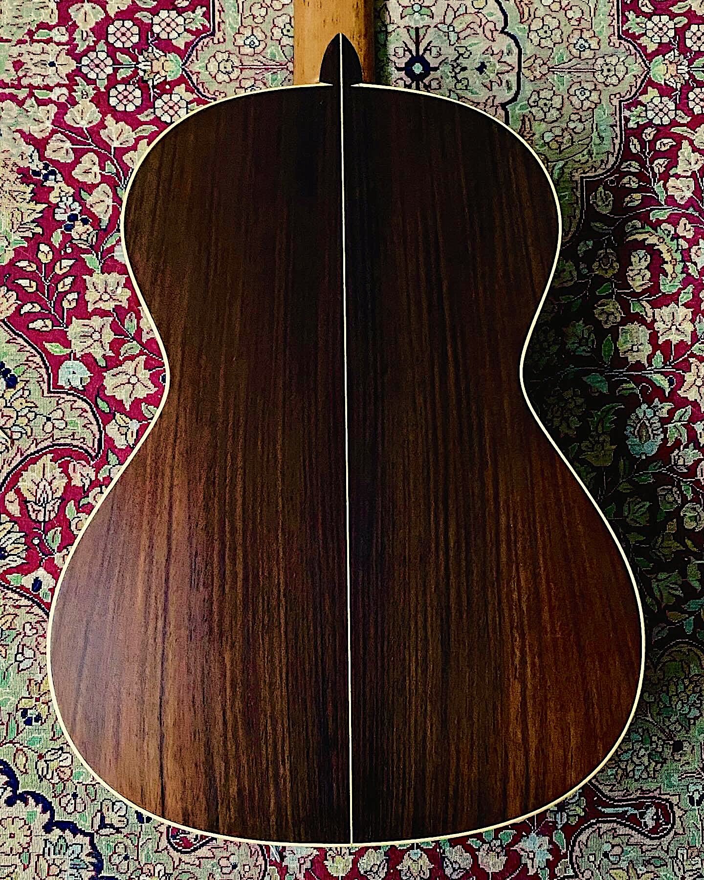 2014 Manuel Belldo classical guitar-bkx.JPG