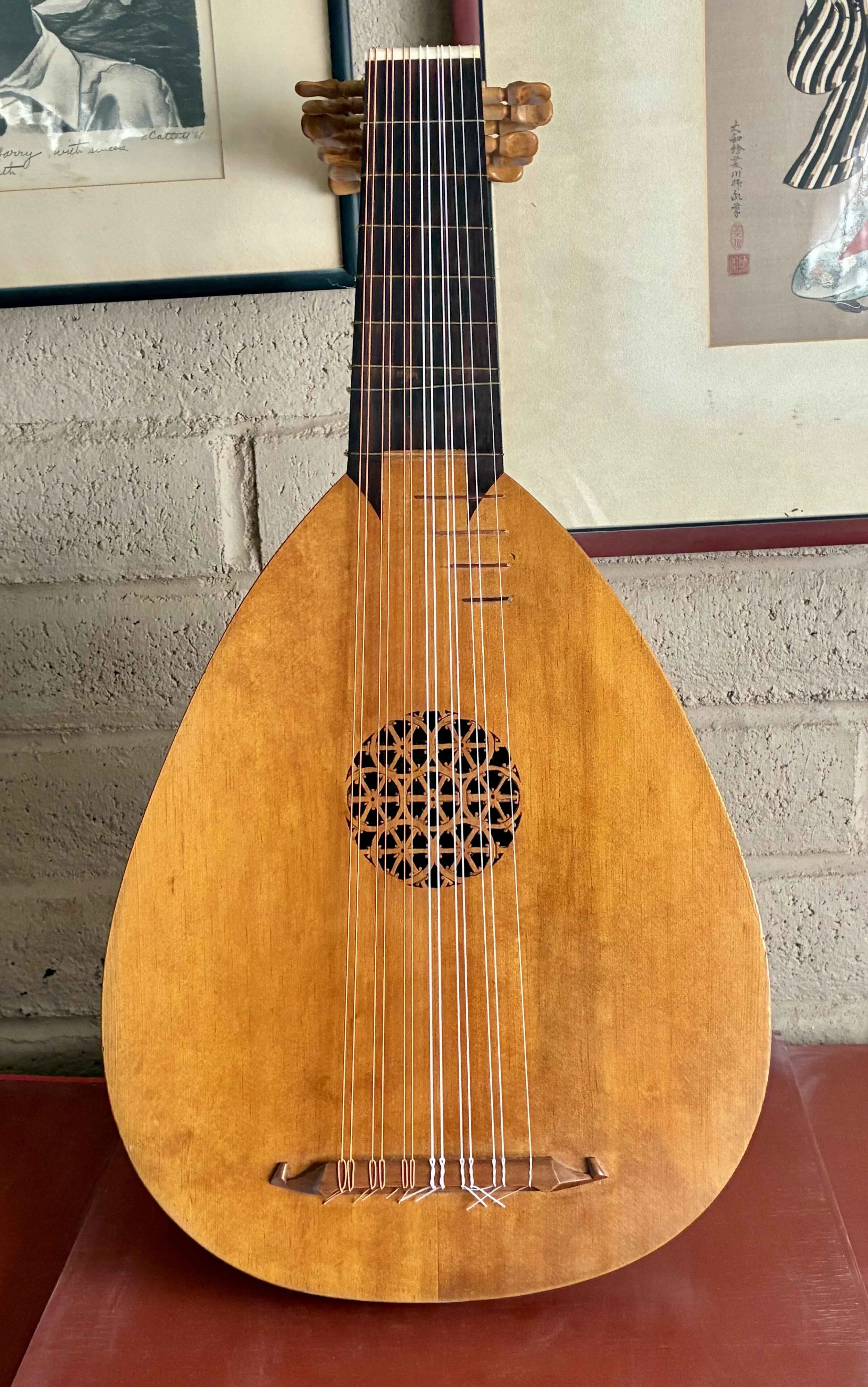 1971 James Bailey renaissance lute