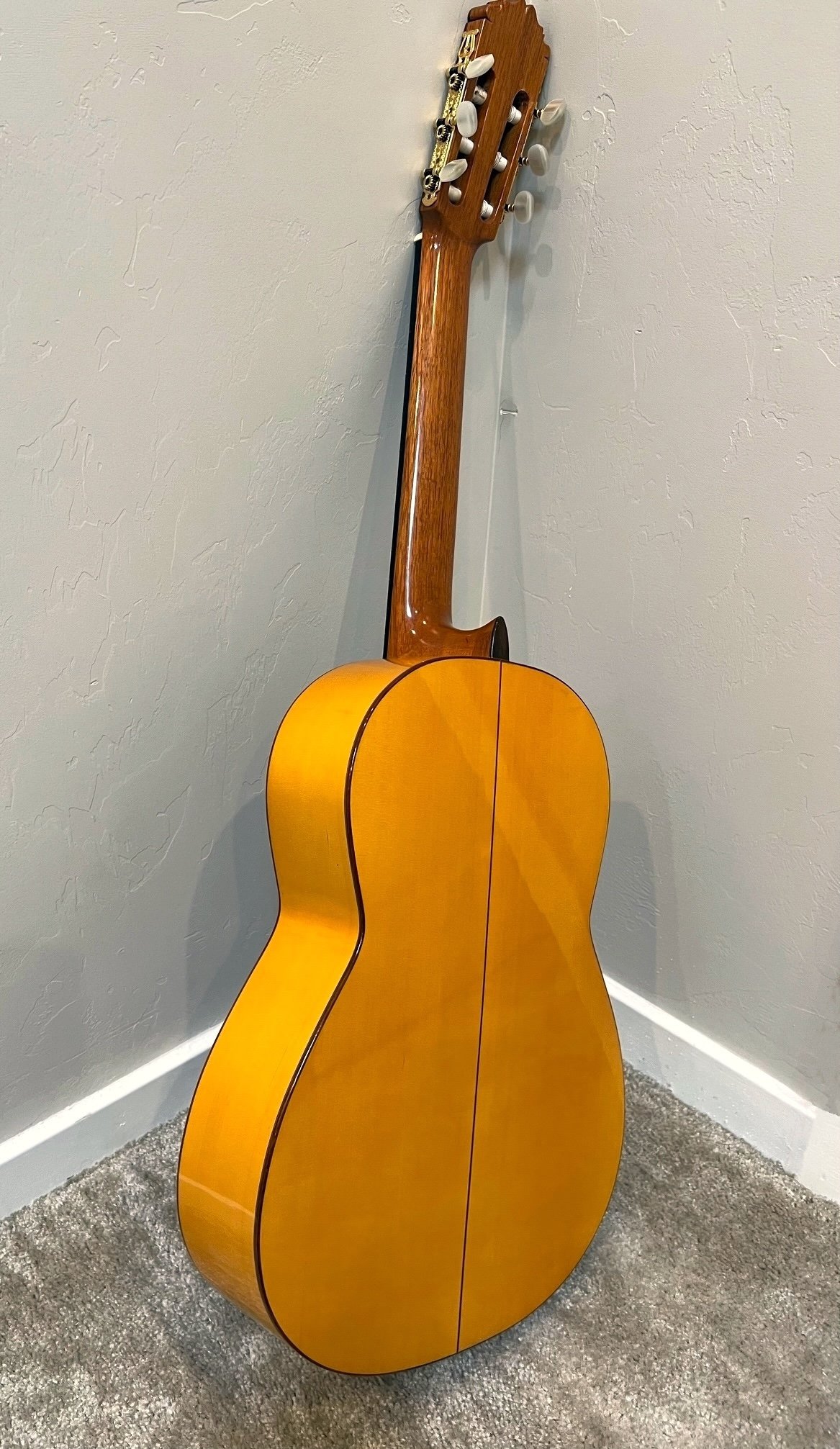 1992 James Frieson flamenco guitar