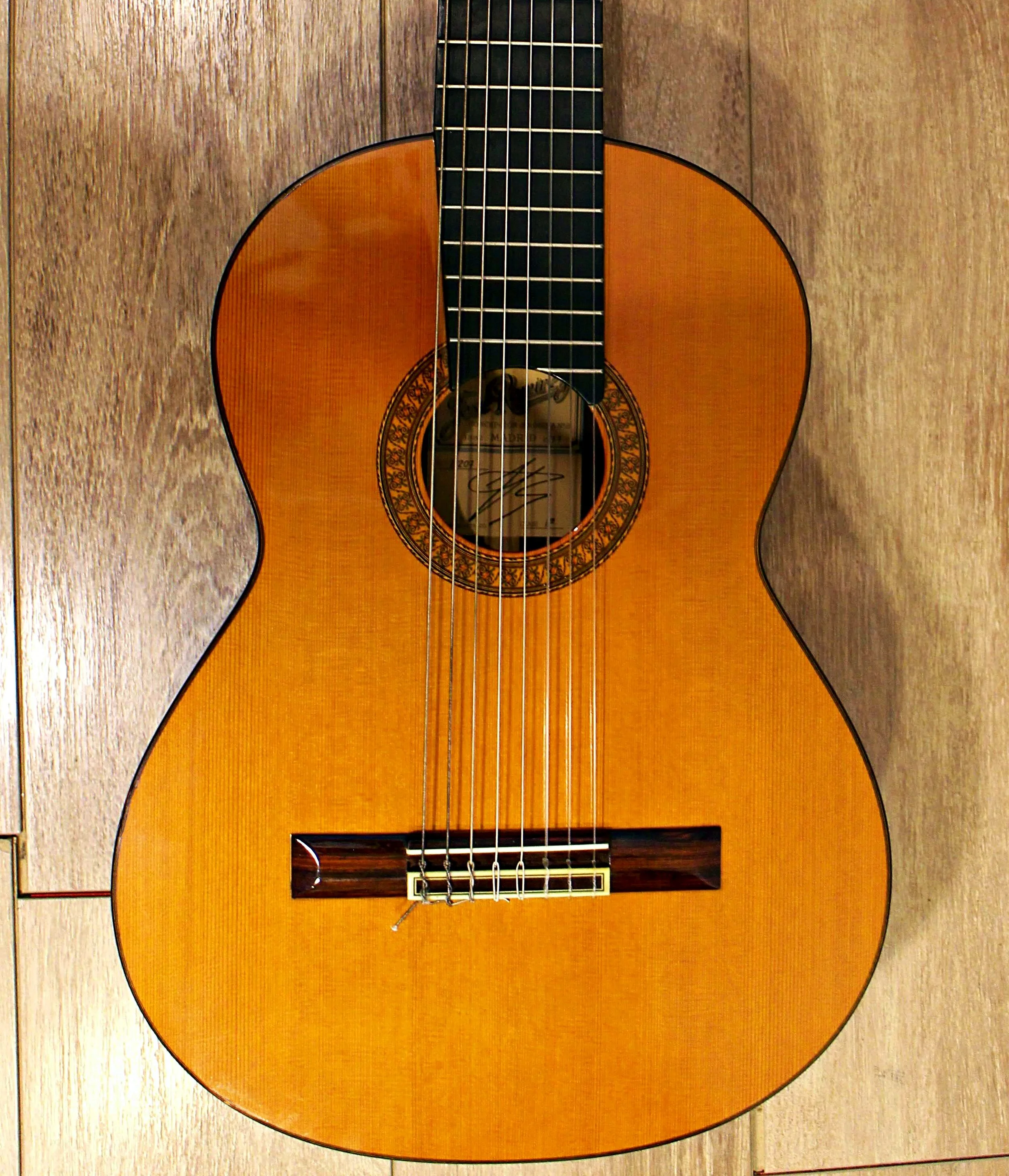 1977 Jose Ramirez, 1a 8-String Concert Classical Guitar