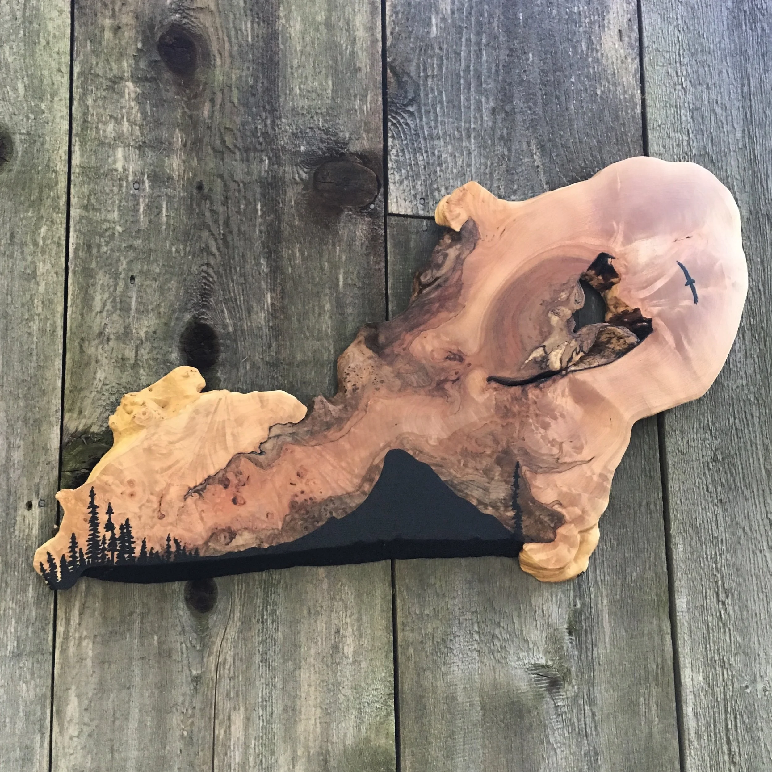 Wy'east on a burl