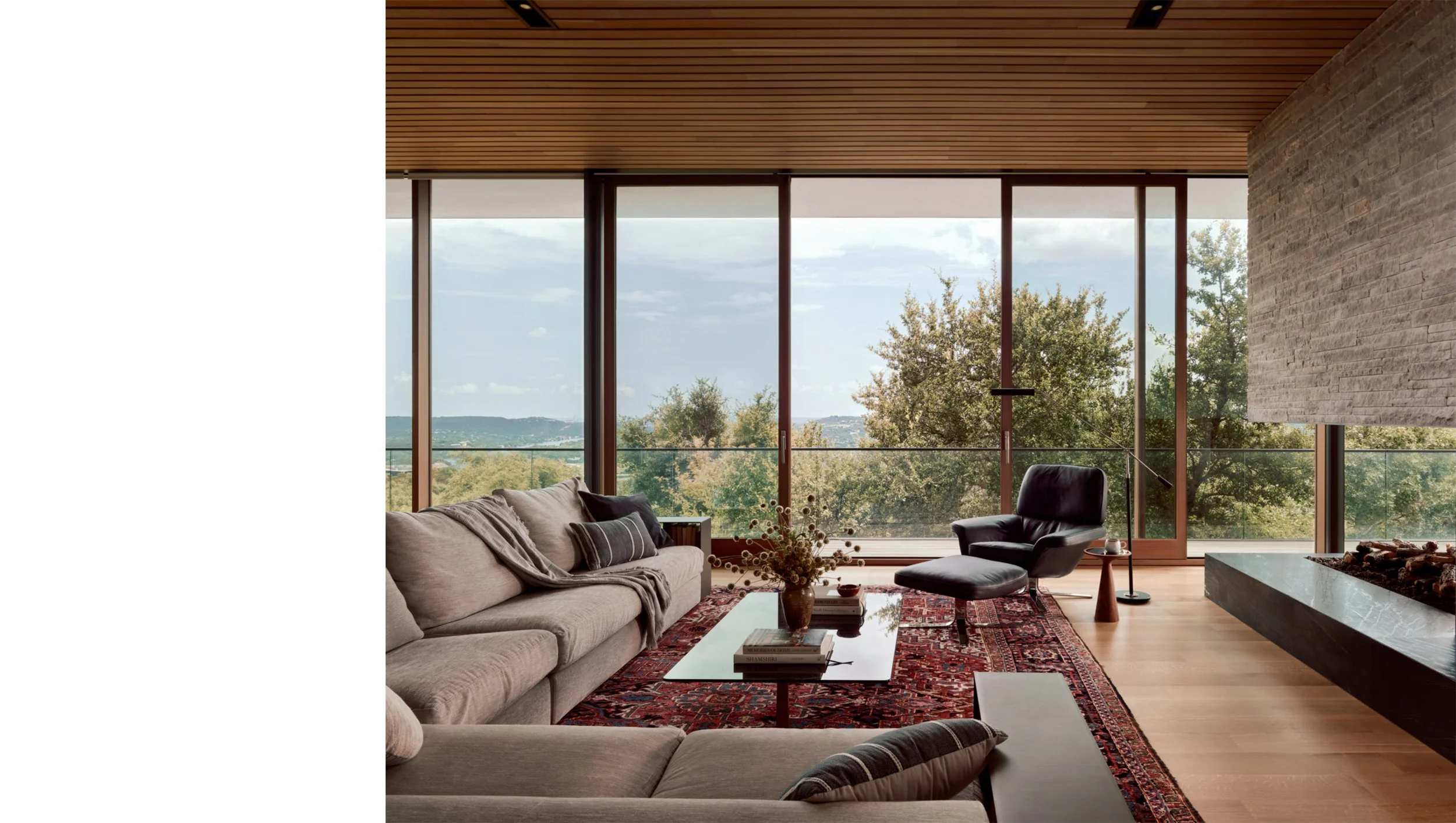 abastian_CaseyDunn_City-Park-Residence-by-Alterstudio-Architecture-_003.jpg