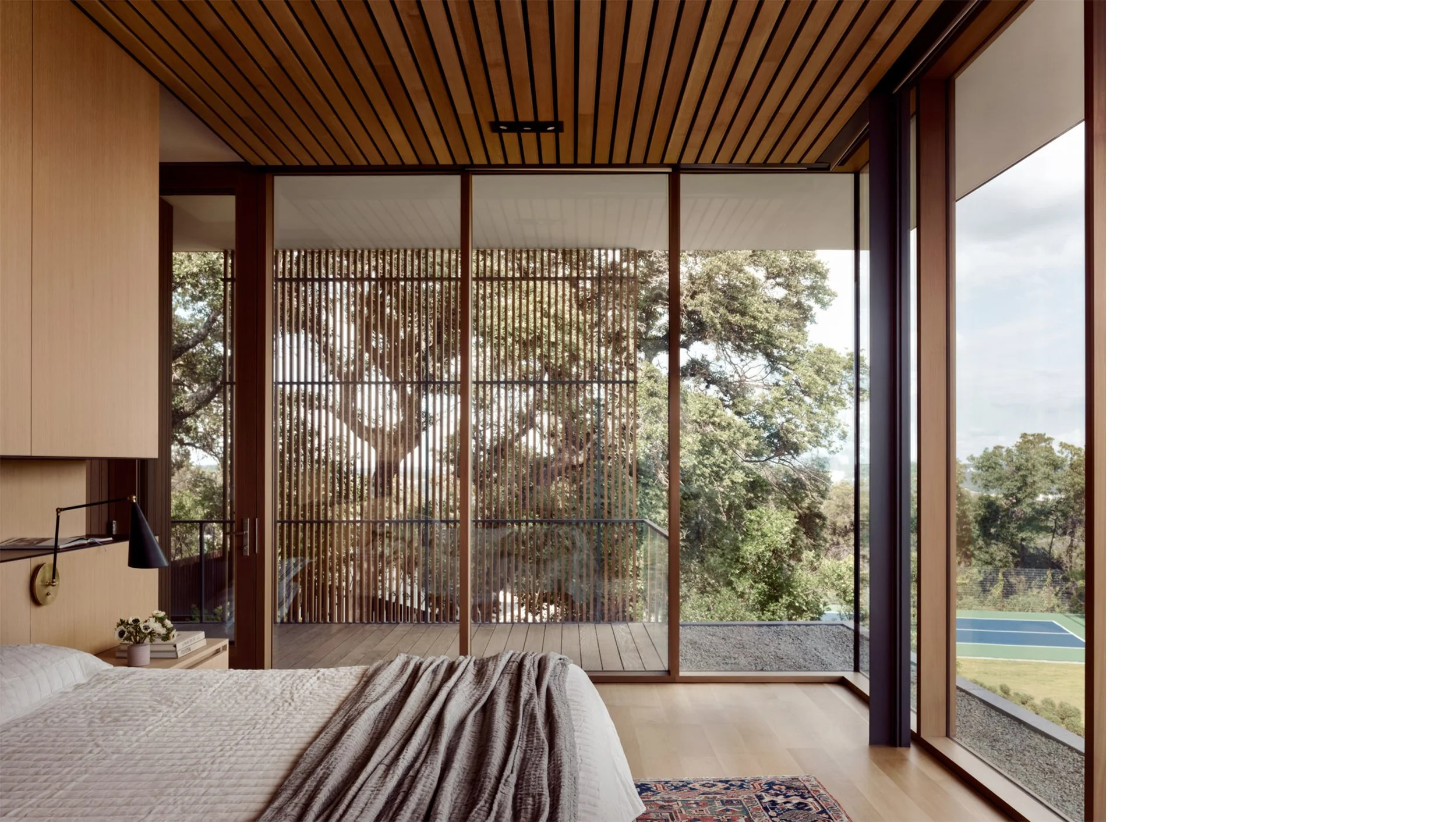 abastian_CaseyDunn_City-Park-Residence-by-Alterstudio-Architecture-_002.jpg