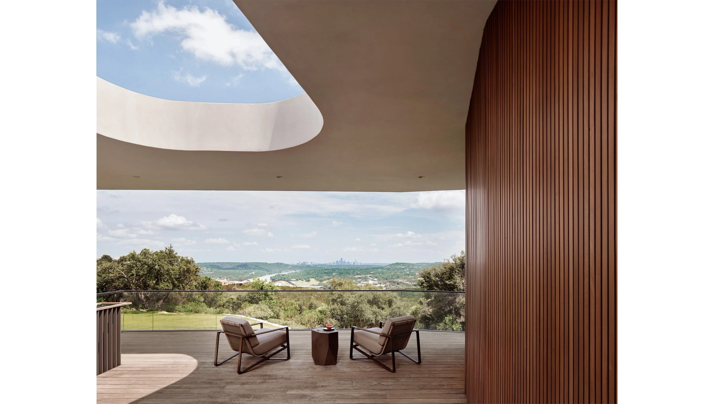 abastian_CaseyDunn_City-Park-Residence-by-Alterstudio-Architecture-_004.jpg