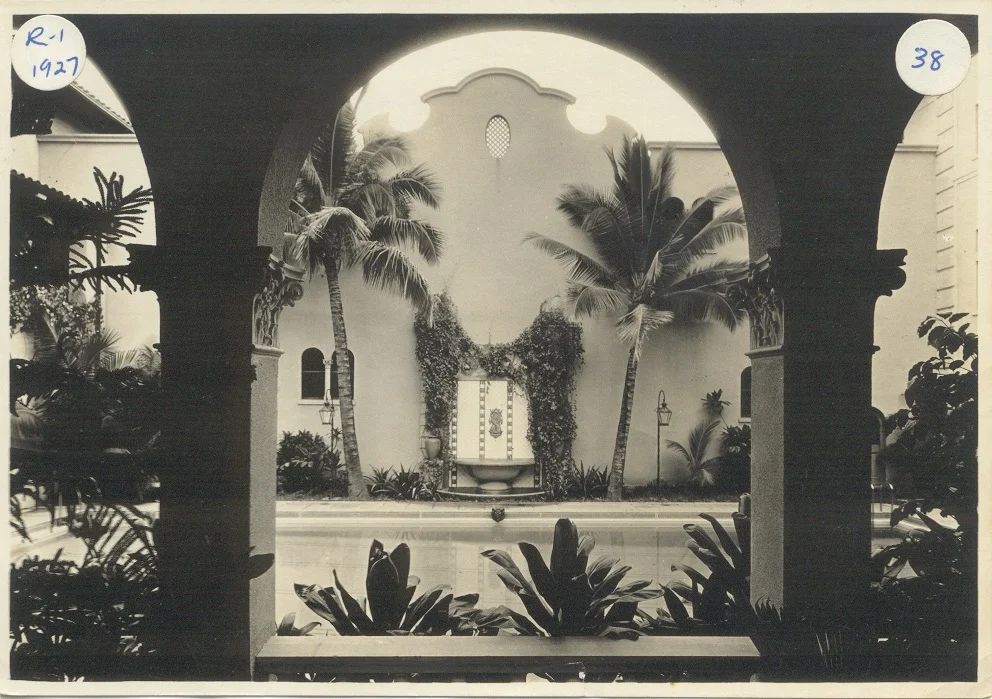 1927